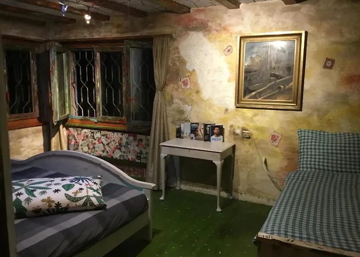 Casa Toscana Дом отдыха Тун