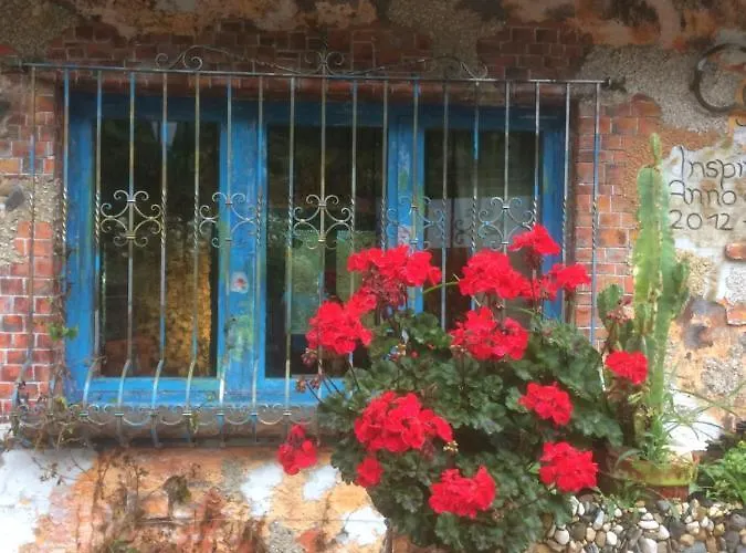 Casa Toscana Дом отдыха Тун