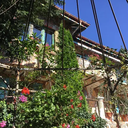 Casa Toscana トゥーン