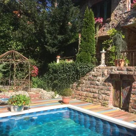 Casa Toscana トゥーン